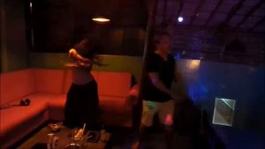 Махараджа Александр и Арчена танцуют в Гоа