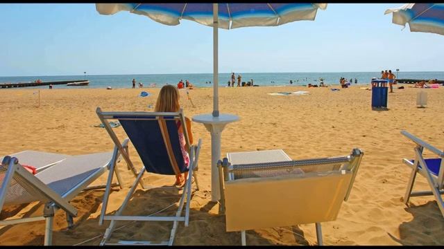Agorà Park Hotel, Jesolo Lido - Venice - Italy (HD Tour) смотреть онлайн