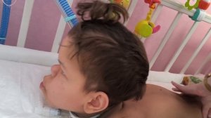 У Олюшки опять массаж