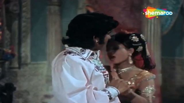 O Matwaale Pyaale Par Kyo Bana Deewana Hai | Naag Champa (1976) | Asha Bhosle | Old Hindi Songs смотреть онлайн