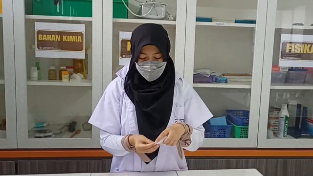 Uji Asam Basa Garam dengan Indikator Buatan (Kertas Lakmus & Indikator Universal) смотреть онлайн