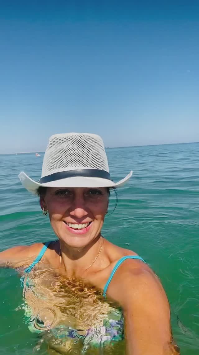Мне нравится жить ❤️ #жизньвкайф #крым #море #лето #танцующийблогер