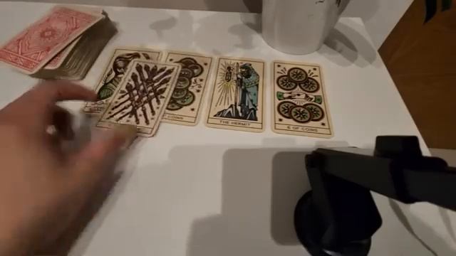 Capricornio UN MILAGRO!! ALGUIEN DA UN CAMBIO DE 365 GRADOS POR TI! TAROT HORÓSCOPO