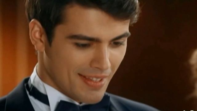 СЛЫШИШЬ, Я ТАК ТЕБЯ ЛЮБЛЮ смотреть онлайн