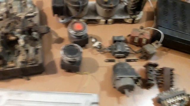 Детали и радиодетали в которых есть Серебро. Золото. Палладий. Разборка.