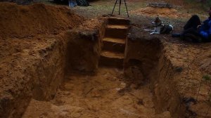 Строительство ЛЕСТНИЦЫ ЗЕМЛЯНКИ! Идём собирать ДОСКИ для ЗЕМЛЯНКИ ночью)