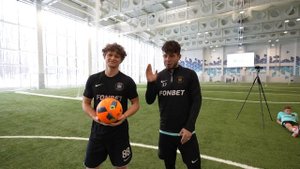 ЗАБЕЙ ГОЛ И ПОЛУЧИ ТОПОВЫЕ БУТСЫ! ЧЕТЫРЕ КОМАНДЫ ПРОТИВ ДРУГ ДРУГА