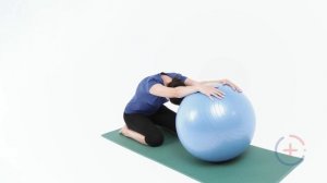 Поза ребенка, опора на гимнастический мяч. (Childs pose stability ball)