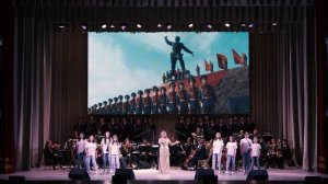 "Россия есть - Россия будет". 
Елена Горская и Детский Ансамбль "Зелёные Фуражки "