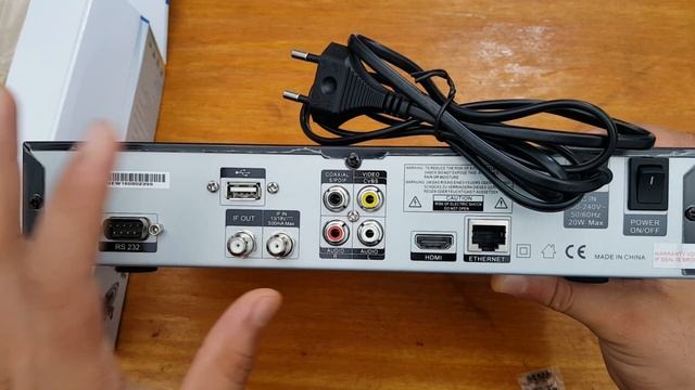 مراجعة + توضيح هام جدا لجهاز الإستقبال SAMSAT HD 90 TITAN смотреть онлайн