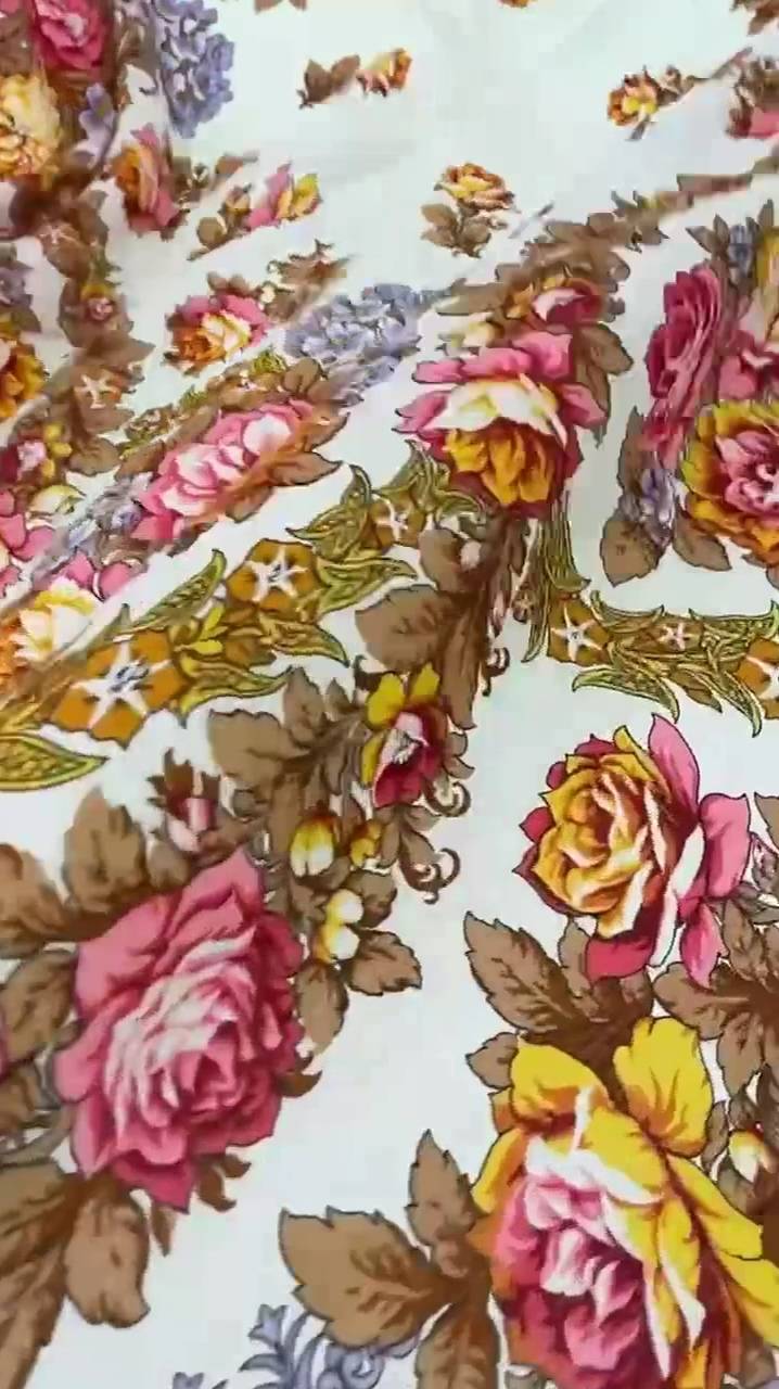 Павловопосадский платок «Вдоль по реченьке» 696-4 смотреть онлайн