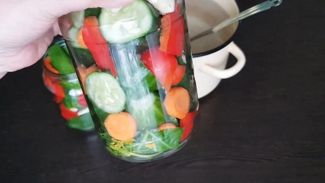 Огурцы консервированные с болгарским перцем на зиму.#консервация #консервацияназиму #закатки