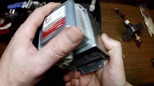 ЗАЧЕМ РАЗВОРАЧИВАЮТ КОЛПАЧОК НА МАГНЕТРОНЕ смотреть онлайн