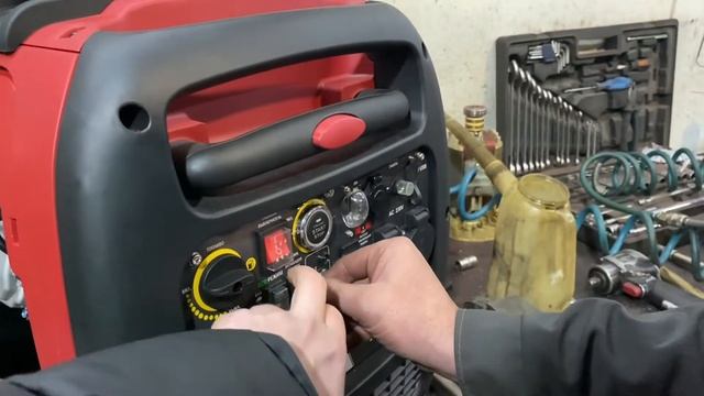Это косяк ИНВЕРТОРНЫЙ БЕНЗИНОВЫЙ ГЕНЕРАТОР A-IPOWER A4000IS - обзор, запуск , что нужно знать смотреть онлайн