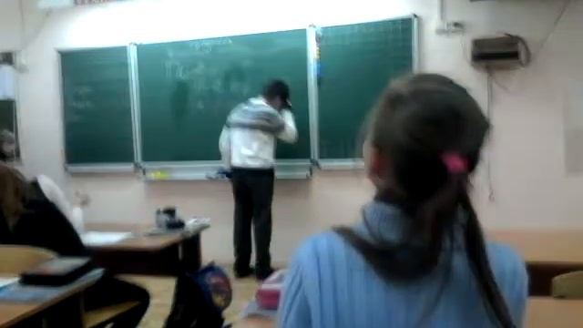 Нуб на уроке Англ. Яз. смотреть онлайн