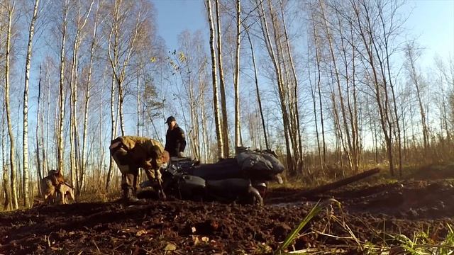 Мотоцикл урал по грязи, кидали поисковый магнит в озеро, времен войны смотреть онлайн