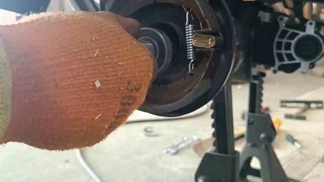 Адаптер к мотоблоку МТЗ.HYBRID MTZ 012WM 4X4/ГИБРИД МТЗ 012WM.Бродяга.Замена редуктора. смотреть онлайн