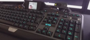 Logitech G19- Работа камеры с 270 и контроль по монитору на клавиатуре.