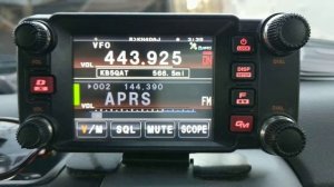 Yaesu FTM-400XDR on 443.925 repeater in digital mode
