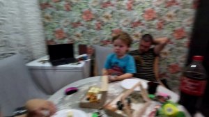 Банный день у йорка) Перевези бройлеров, дымогенератор забрали.