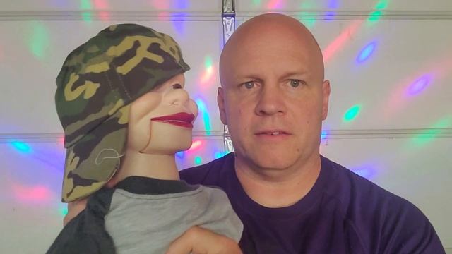 Splash Fizz Sparkling Water Beverage Rasberry Blackberry & Blackcherry Review смотреть онлайн