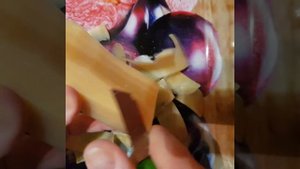 Резка концентрированного хозяйственного мыла с глицерином Аист