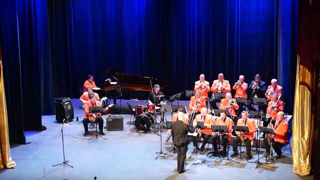 CRAZY LITTLE THING CALLED LOVE \ Freddie Mercury смотреть онлайн