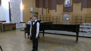 М.Минков, Сл.Ю.Энтина "Дорогою добра" из к/ф "Маленький Мук", Исполняет Елисей Архипов (10 лет)