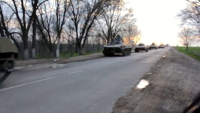 Крым Армянск армия России движется в сторону Армянска