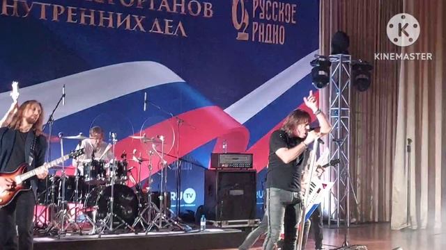 Как нам ДОСТАЛИСЬ билеты на Группу " ЗЕМЛЯНЕ!"