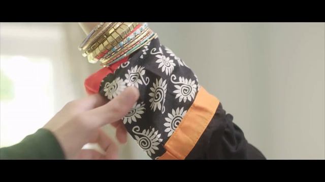 7 Wider World 3 - How many bangles are you wearing (4.3 Grammar) смотреть онлайн