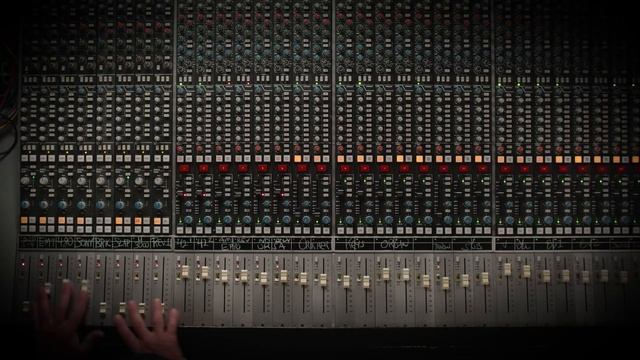 Chris Lord-Alge Explains the CLA Nx Headphone Monitoring Plugin смотреть онлайн