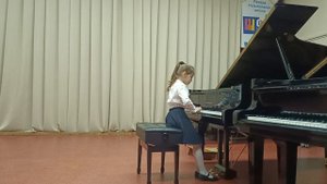 Медведева Софья, И. С. Бах, Менуэт соль минор