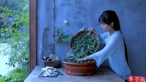 甚于肉味的治愈美食,带些雨露的清甜——鸡枞菌|Liziqi channel