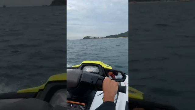 YAMAHA VXC WITH KOHLARN ขี่ เจ็ทสกี ชมรอบๆ เกาะล้าน смотреть онлайн