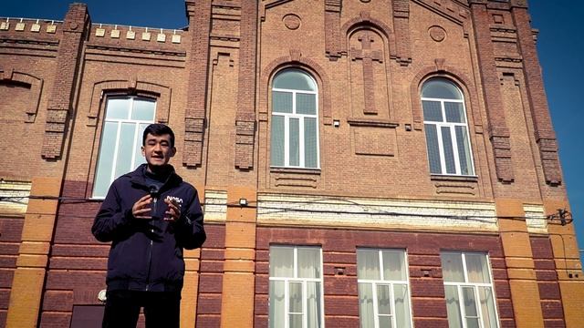 О выпускной фотографии 1917 года Лабинской мужской Сергиевской гимназии рассказывает Давид Курбанов