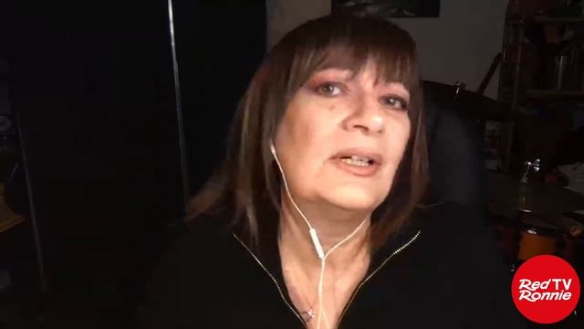 MARIELLA NAVA “Alla salute” Libiam, che il tempo sia giocondo sulla follia del mondo смотреть онлайн