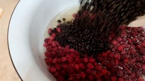 Необычное желе из малины и смородины##малина#заготовки#легко#coocking#easy #strawberry