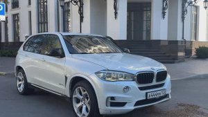 Обзор автомобиля BMW X5 F15 в компании автопроката CarTrip.
