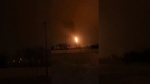 Над НПЗ в Капотне поднялся огромный факел