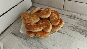 Жареные пирожки с картошкой