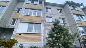 Успей купить! Квартира с ремонтом, с индивидуальным отоплением! Звоните 8 909 203 11 38