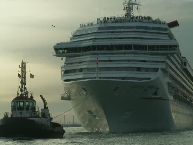 Каналы  Венеции. Путешествие по Италии смотреть онлайн