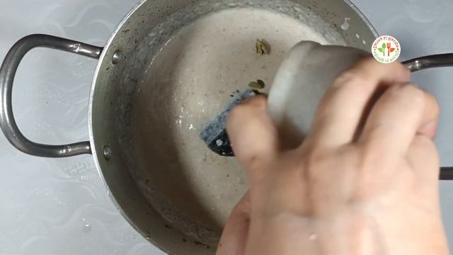 White mutton korma recipe. वाइट मटन कोरमा रेसिपी। Zarina's recipe.