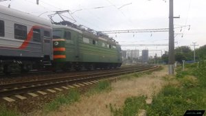 ВЛ60К-498 с порожними пассажирскими вагонами