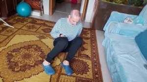УПРАЖНЕНИЯ ДЛЯ РЕАБИЛИТАЦИИ ПОСЛЕ ИНСУЛЬТА  КАЧАЕМ ПРЕСС БЕЗ ПОСТОРОННЕЙ ПОМОЩИ