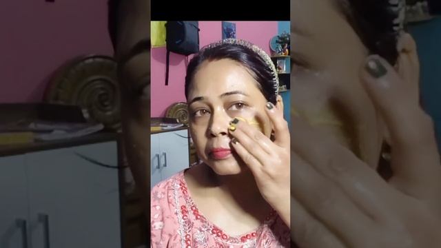 मेरी झाइयां हो गई ठीक चावल के आटे में इसे डालकर लगाया