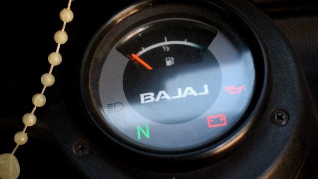 How To Shift Gear TukTuk Bajaj RE l TukTuk Guide l Easy and Fast смотреть онлайн