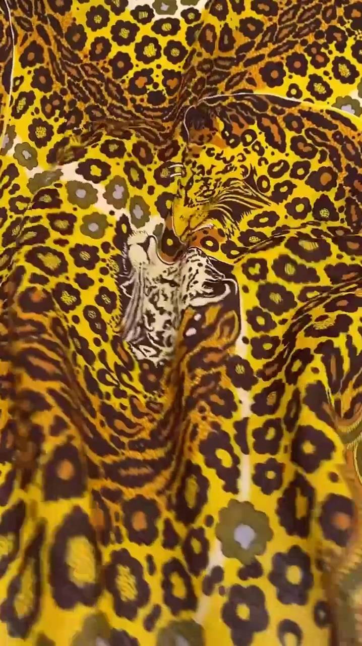 Павловопосадский платок «Леопарды» 333-18 смотреть онлайн