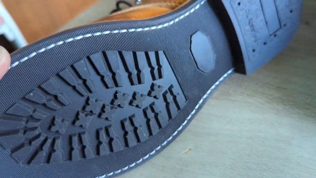 Аналог Red Wings по качеству по цене на порядки ниже смотреть онлайн